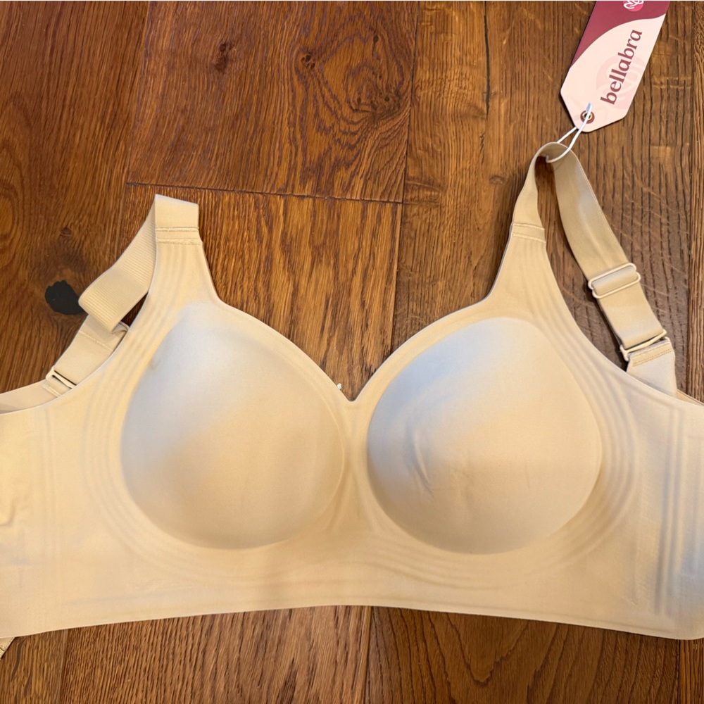 Bella Bra Wireless Comfort Bra Nude Beige Pads NWT Size xl